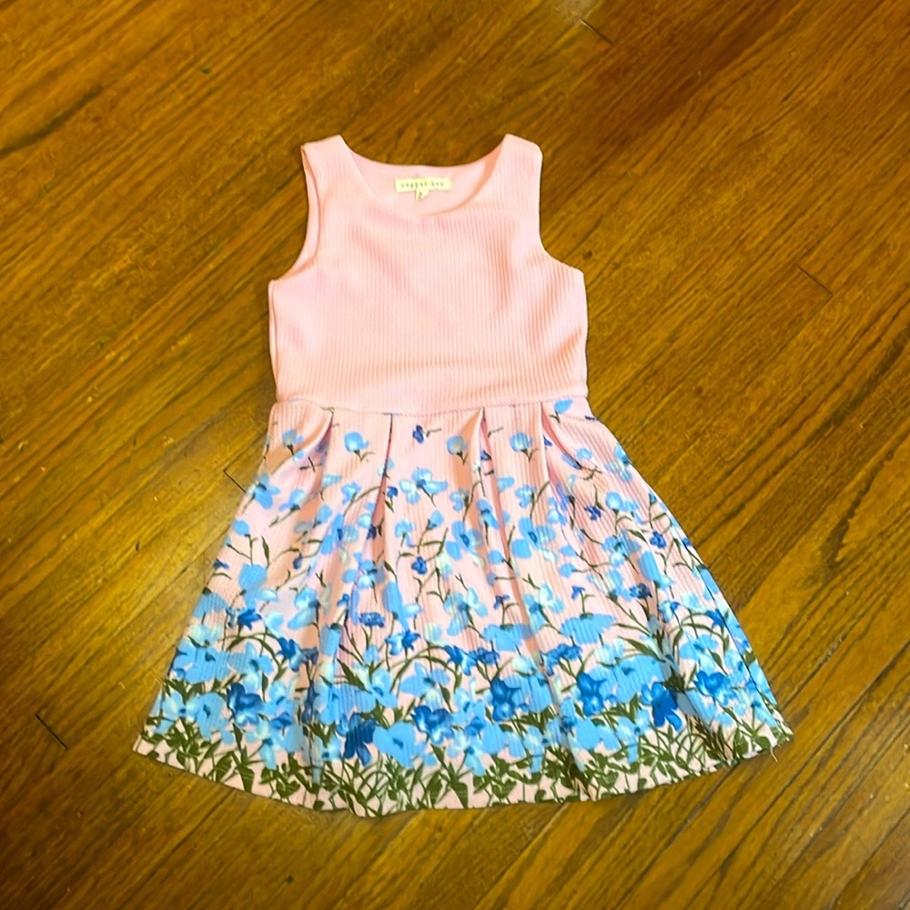 copper key “ floral dress size 5t”.     (bag5/6)